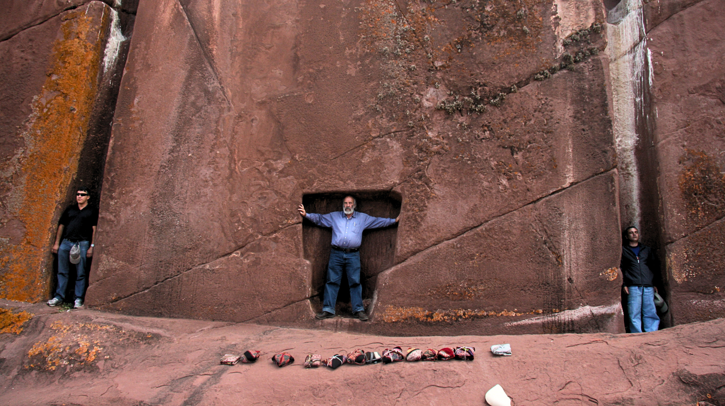 Die Mesa eines Inka-Schamanen mit seinen Chumpi-Steinen